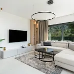 Luxury Tea Villa